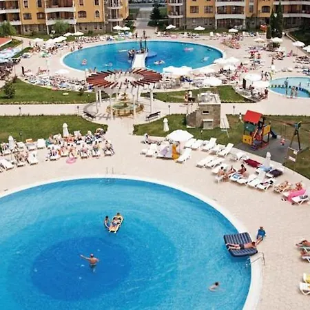 Апартамент Royal Sun 公寓 *